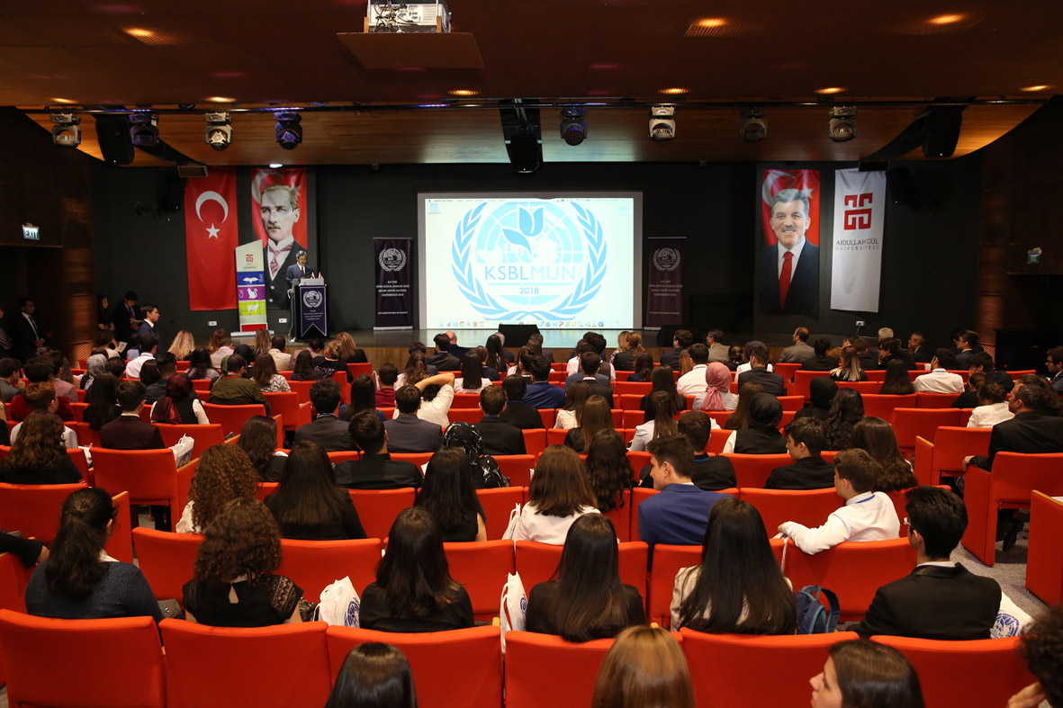 AGÜ Ev Sahipliğinde Birleşmiş Milletler Konferansı...