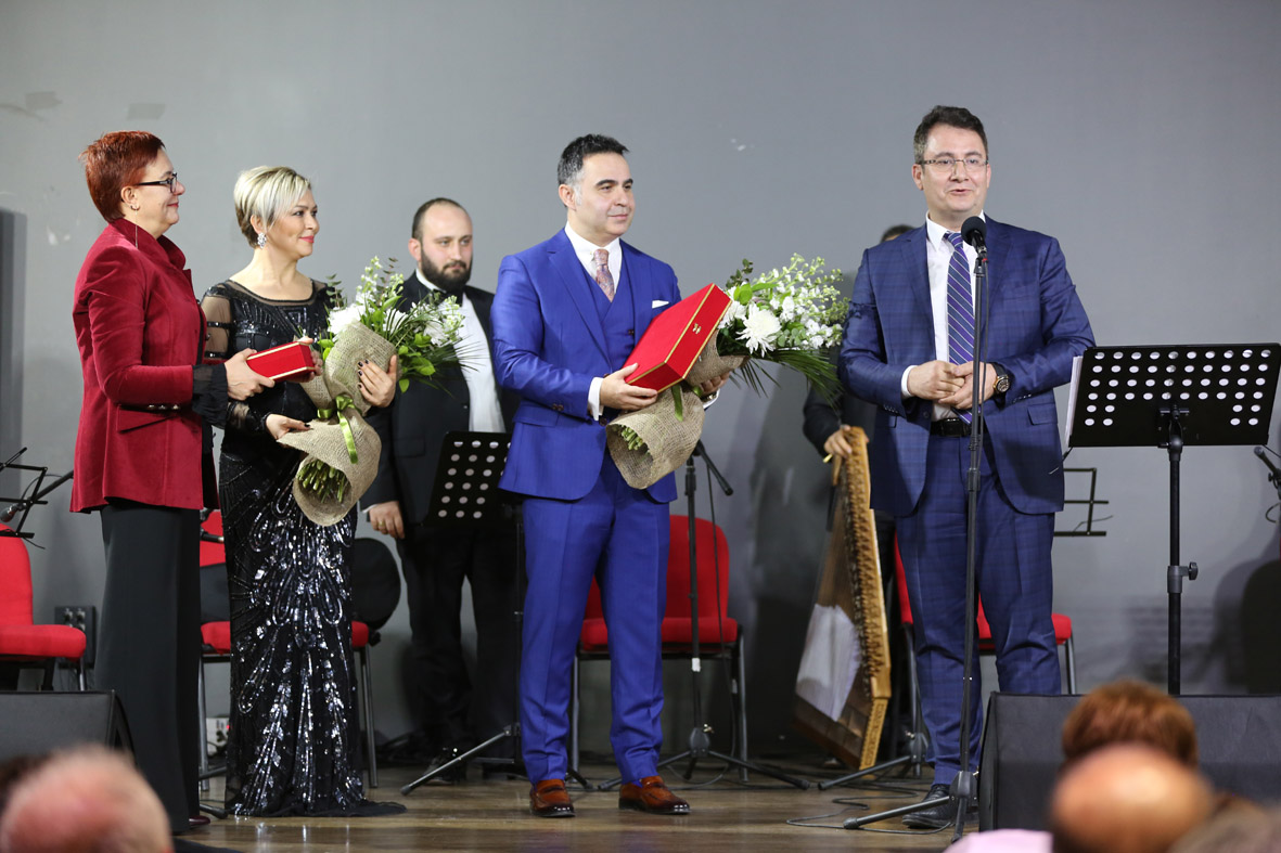 TRT Sanatçılarından AGÜ’de Konser...