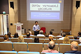 Çocuk Üniversitesi’nden Eğitici Eğitimi...