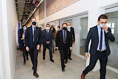 AB Türkiye Delegasyonu Başkanı Büyükelçi Nikolaus Meyer-Landrut’tan Kayseri Model Fabrika’ya Ziyaret