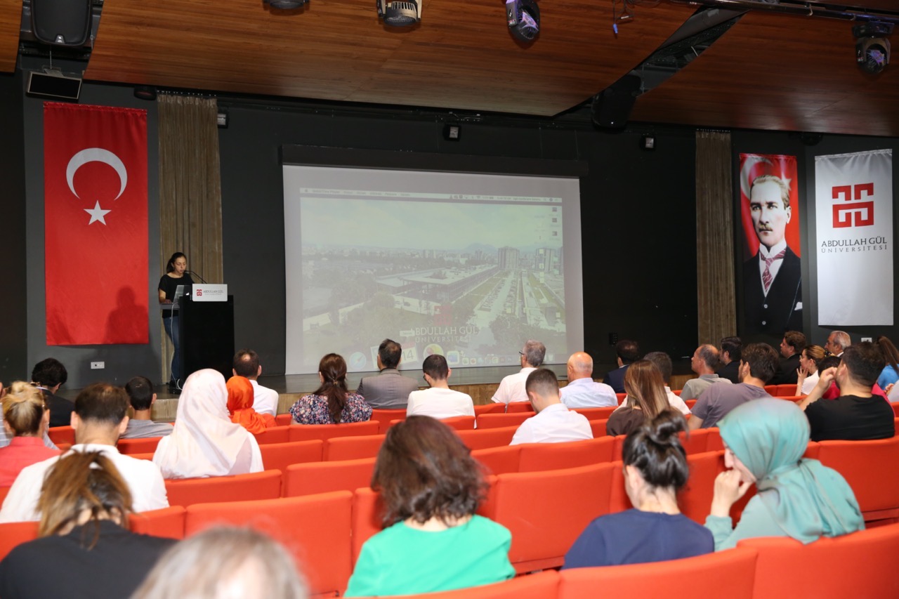 AGÜ’de 15 Temmuz Demokrasi ve Milli Birlik Günü Anma Programı